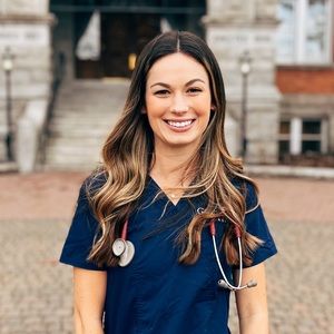 Meet your Posher, Julia